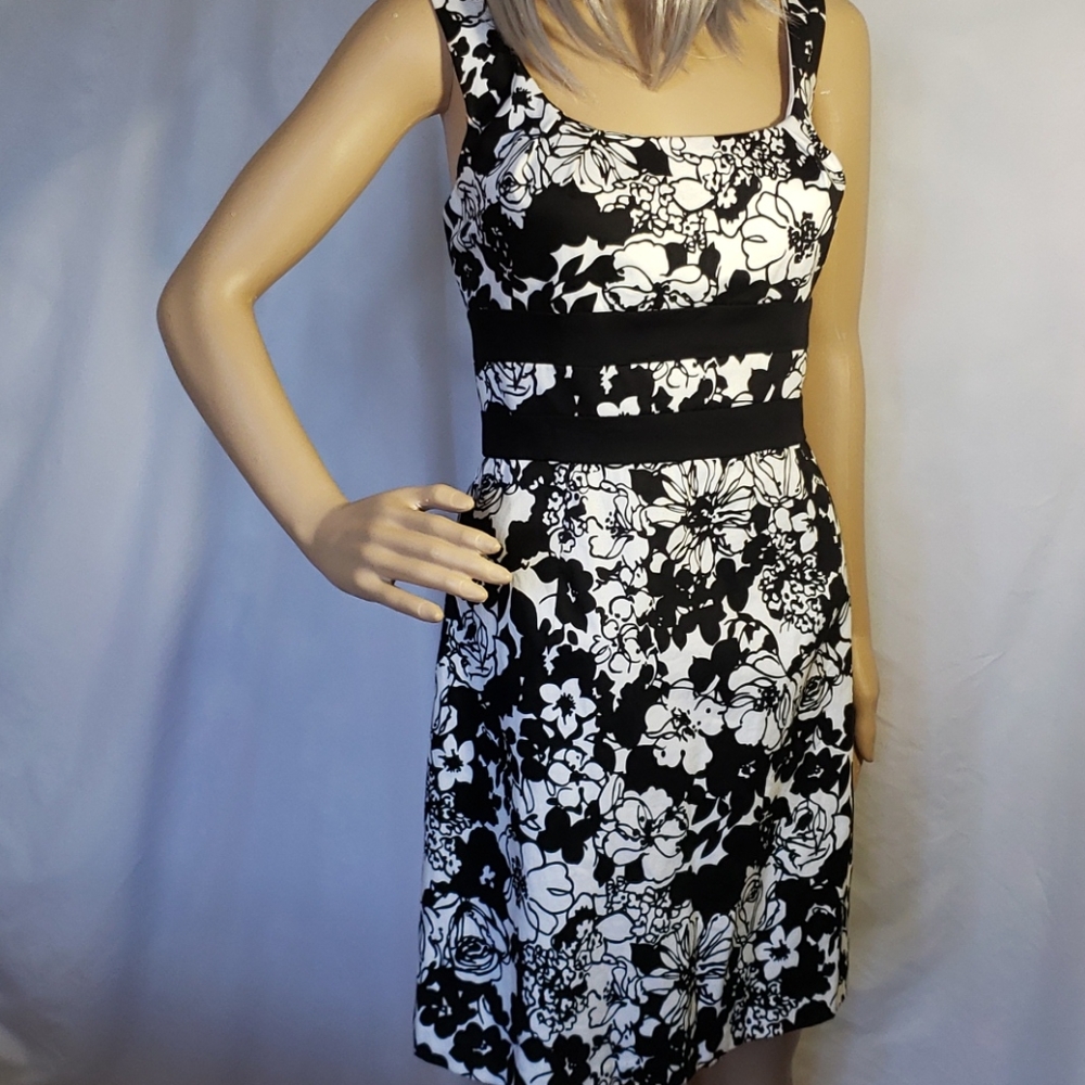 Donna Ricco black and white dress